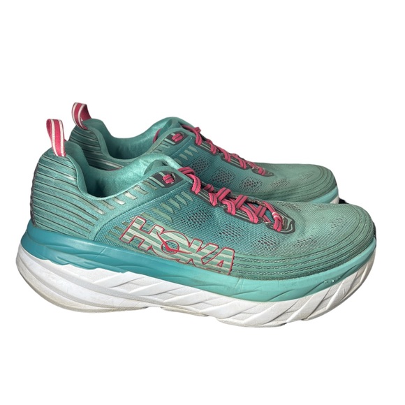Hoka Shoes - Hoka Bondi 6 sneakers Women’s shoes Size 10.5